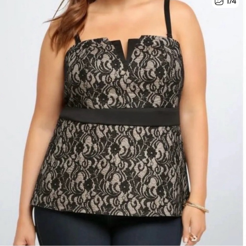 Torrid Bustier Top Size 3 3X Floral Lace Black Gold Feminine Sexy Whimsical